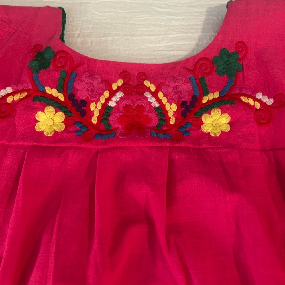 Embroidered pullover dress in bright pink – BEAUTIFUL! - Picture 8 of 13